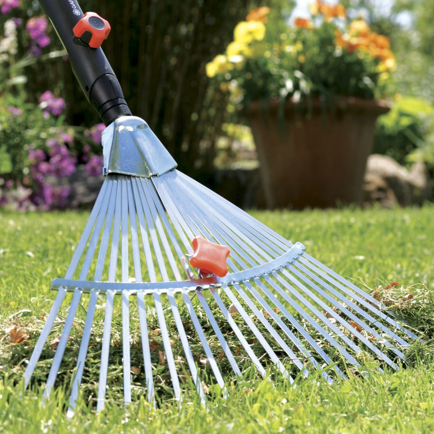 GARDENA Combisystem Adjustable Rake
