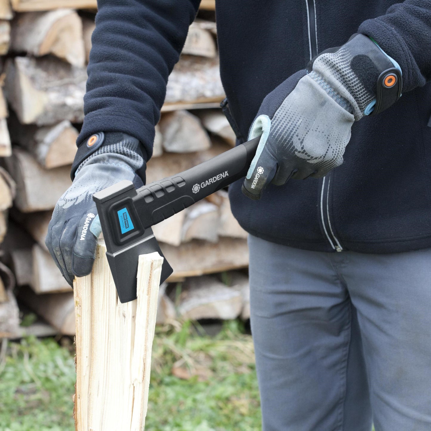 GARDENA Tool and Wood Glove-Medium