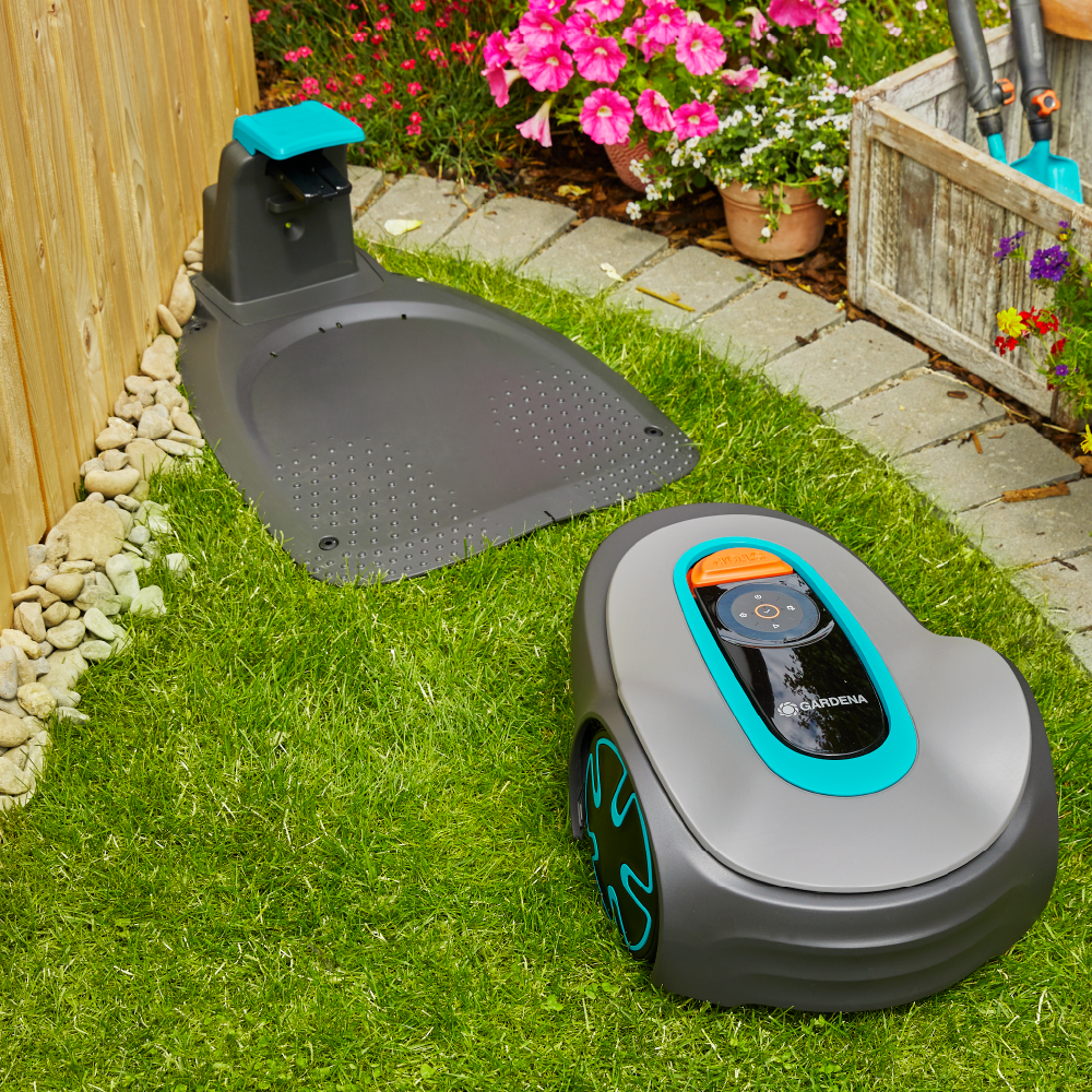 GARDENA Robotic Lawnmower SILENO Minimo 250
