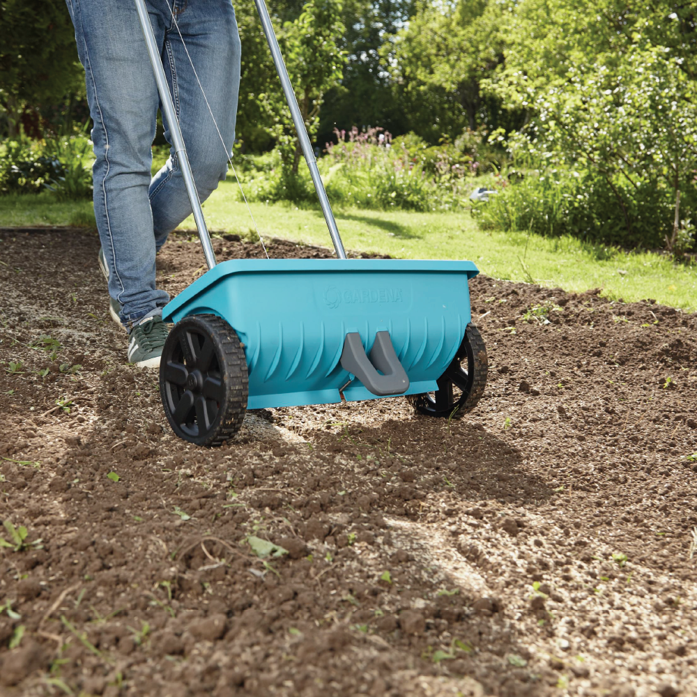GARDENA Spreader Large 12,5 Litre