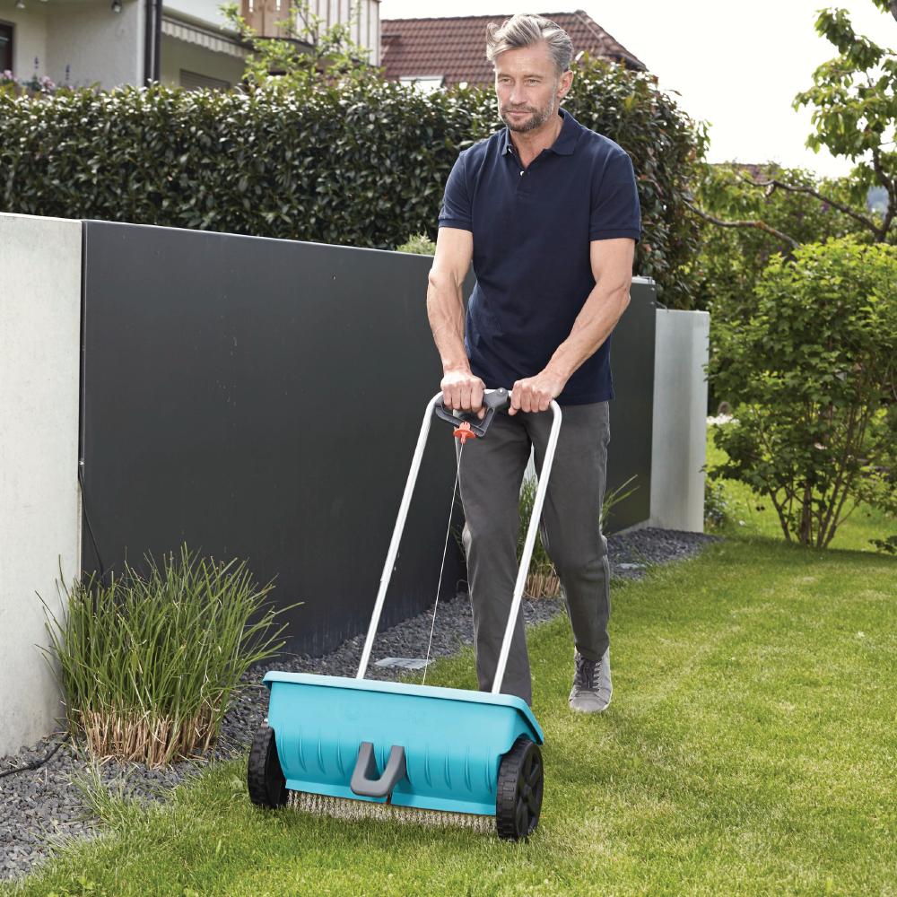 GARDENA Spreader Large 12,5 Litre