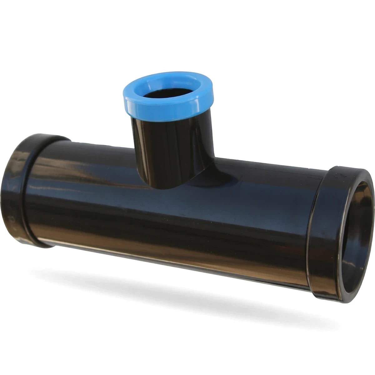 Black irrigation reducing tee pipe fitting, 25mm X 15mm, with a blue ring detail, displayed on a white background.