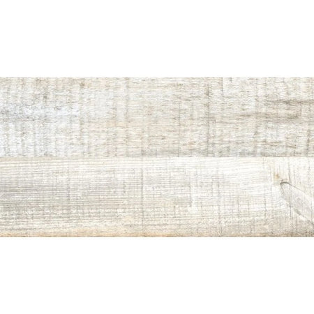 Crate Scuffed 50x25cm tiles, light grey wood-look surface with scuffed grain pattern, close-up view.
