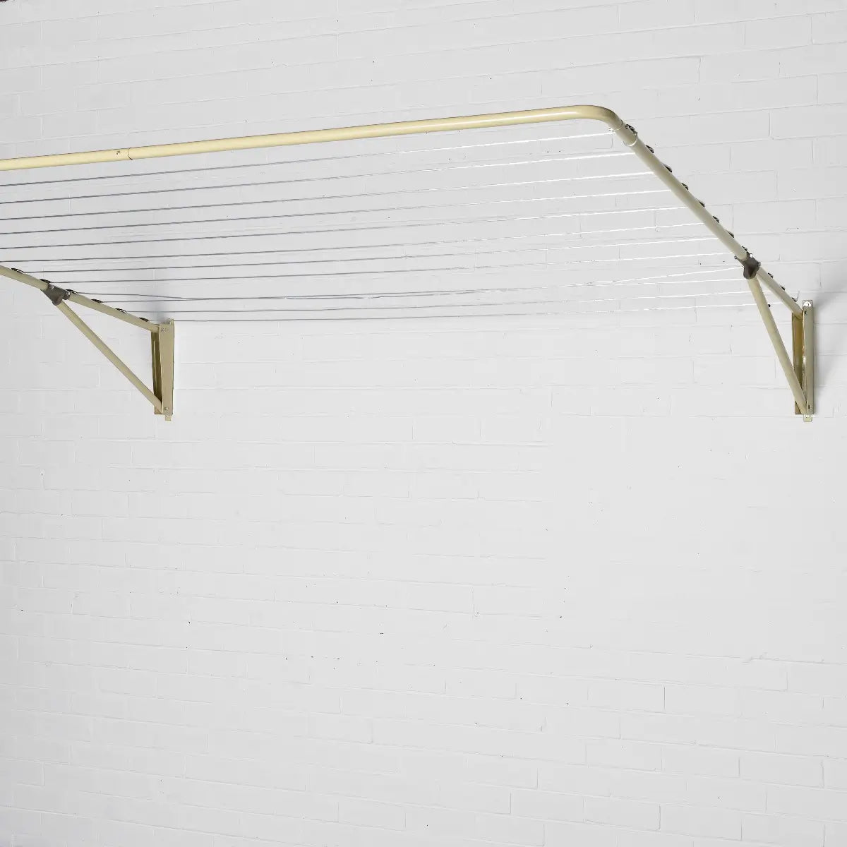 Fold away washing line