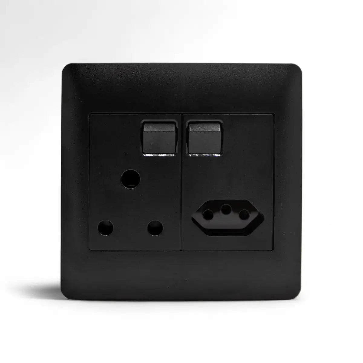 Lesco Socket Apollo 100 X100 1X16Mma Sgl & 1Xiec Edgy Sap Switch Socket