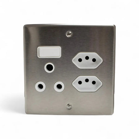 Lesco Switch Socket 100X100Mm S/Steel Wht 3P+2Xeuro Switch Socket