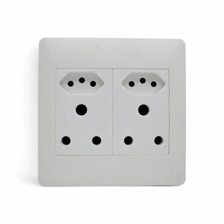 Lesco Socket Apollo 100X100Mm 1X16Mma. 2Xnew Slim White Socket