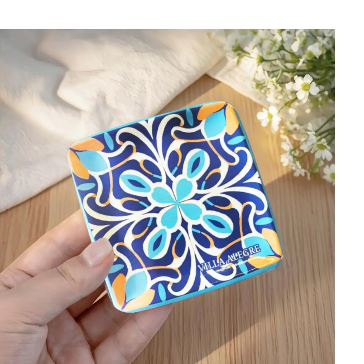 Decorative ceramic trinket plate