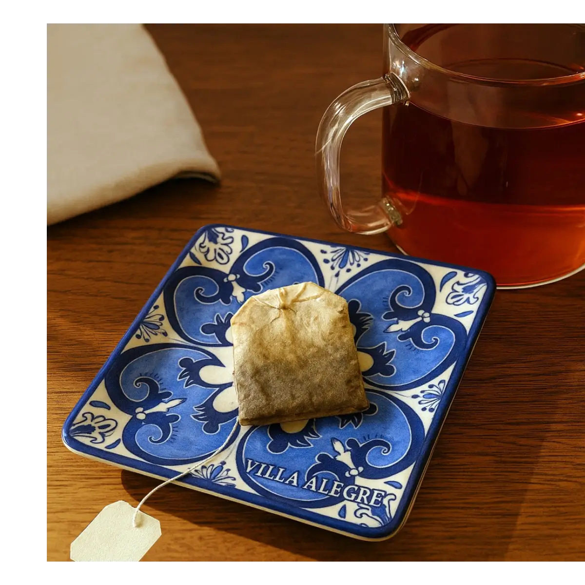 Decorative ceramic trinket plate