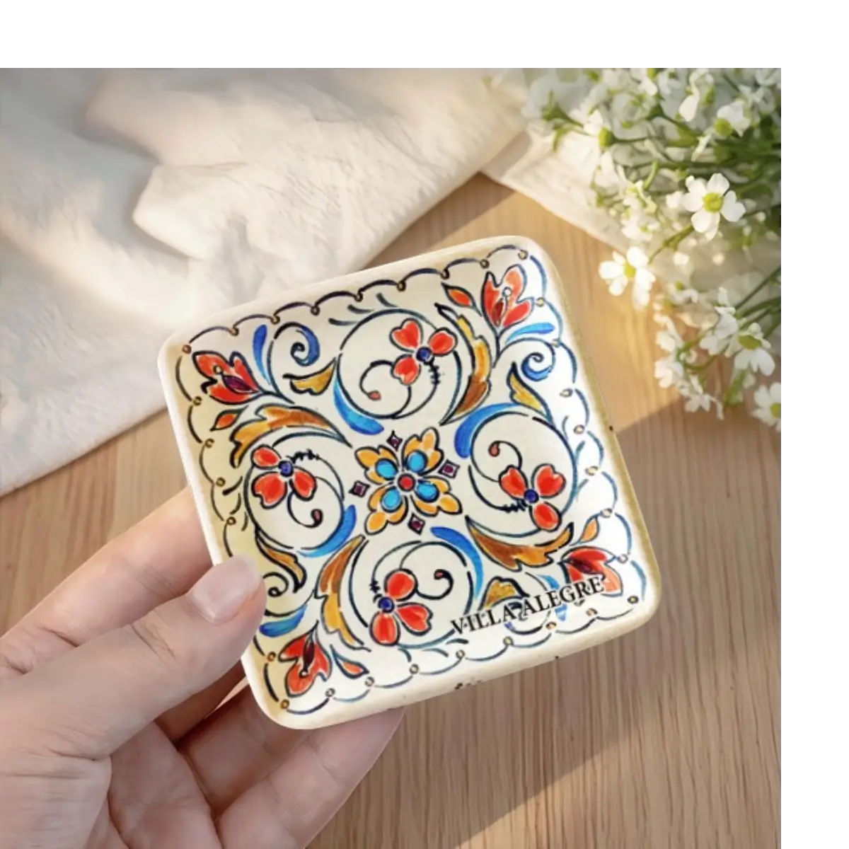 Decorative ceramic trinket plate