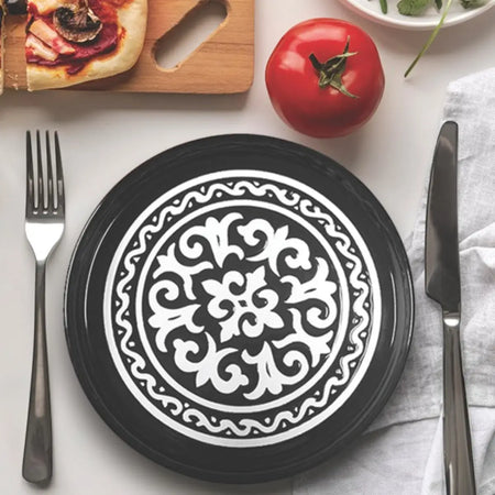 Stackable flat dinner plate