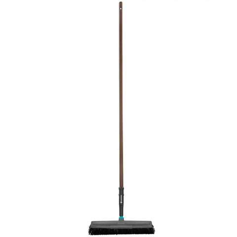 Gardena NatureLine road broom with long wooden handle and wide black brush head