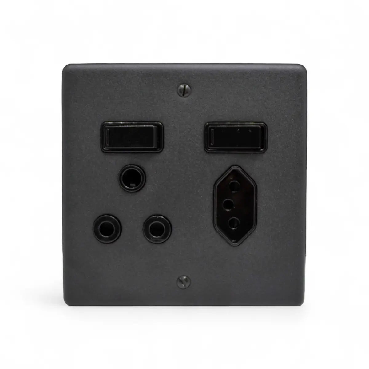 Lesco 100X100Mm 16A/Iec Mono Matt Black Switch Socket