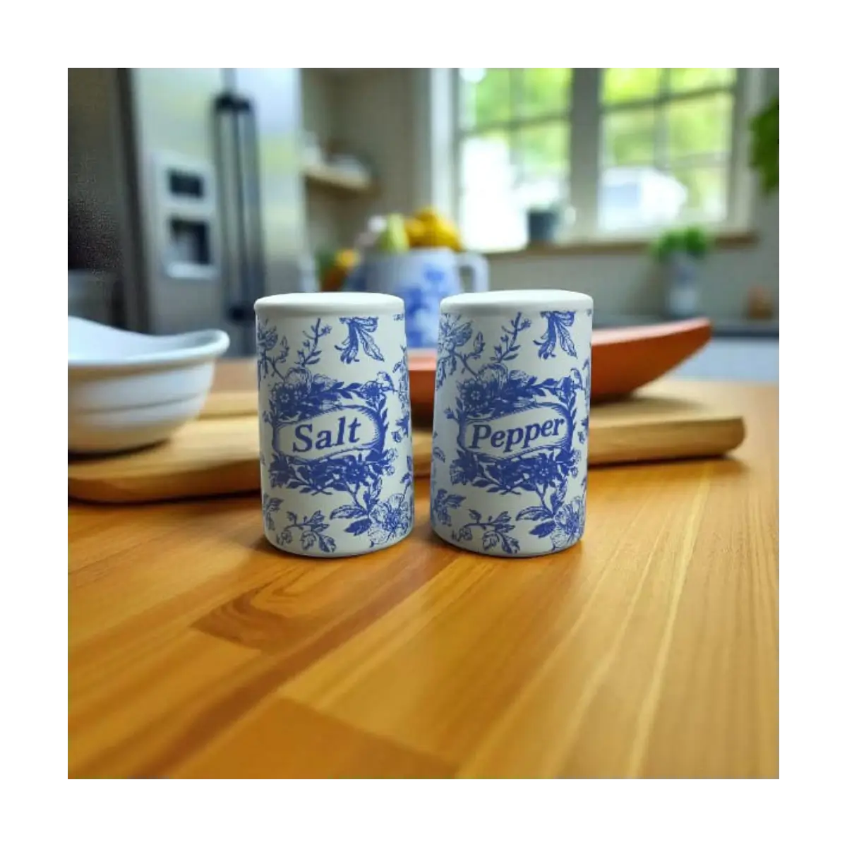 Ceramic salt pepper shakers