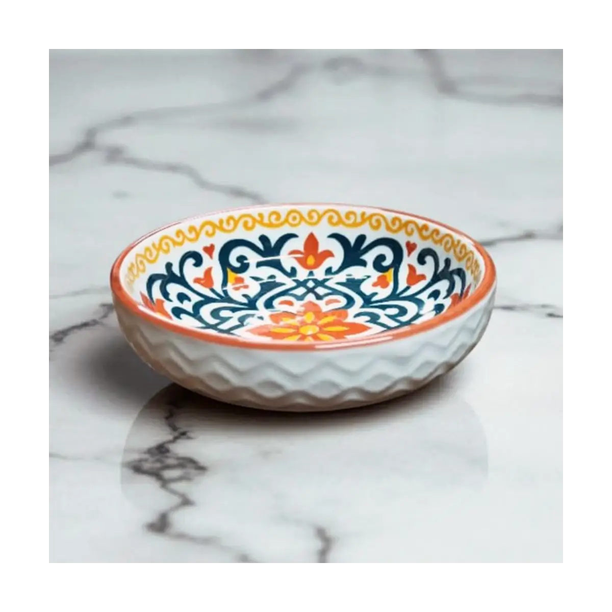 Embossed ceramic dish 12cm
