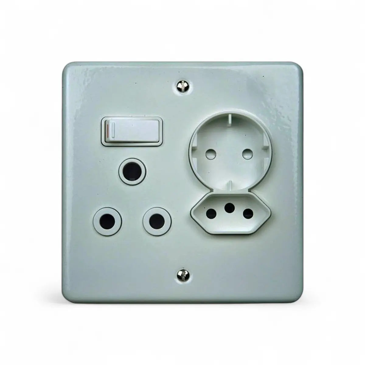 Lesco Switch Socket 100 X100 Sgl 16A Soc & Schuko/Iec St Switch Socket