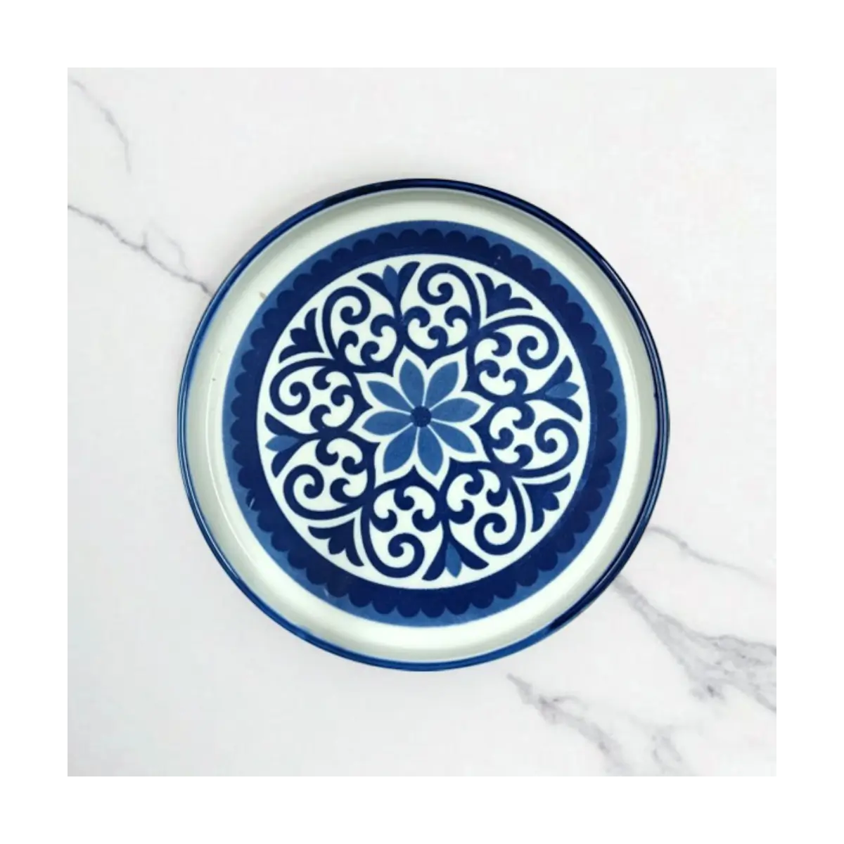 Stackable flat cake plate