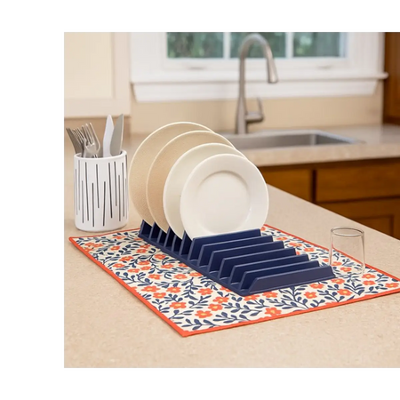 Dish drying rack with mat