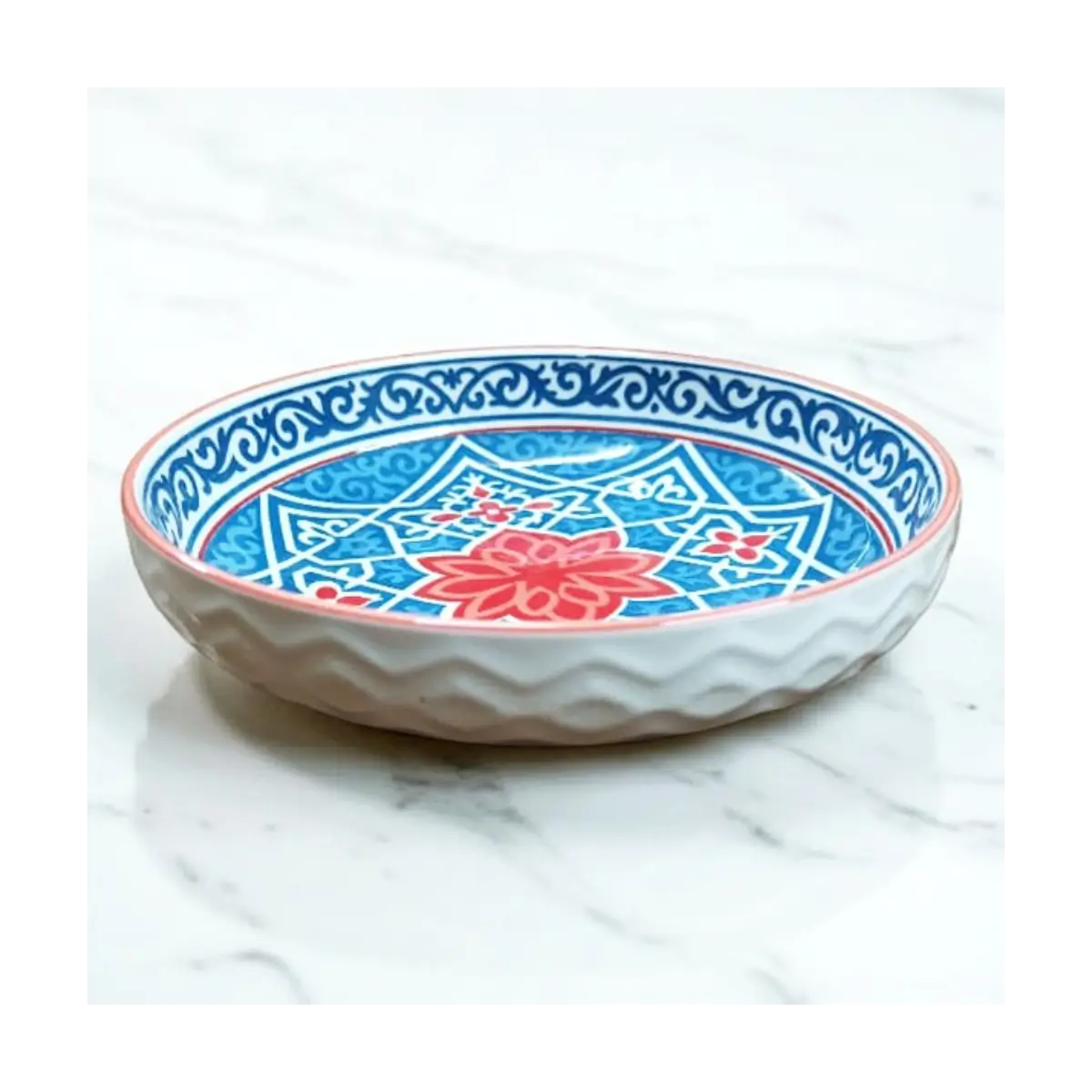 Embossed ceramic dish 15cm