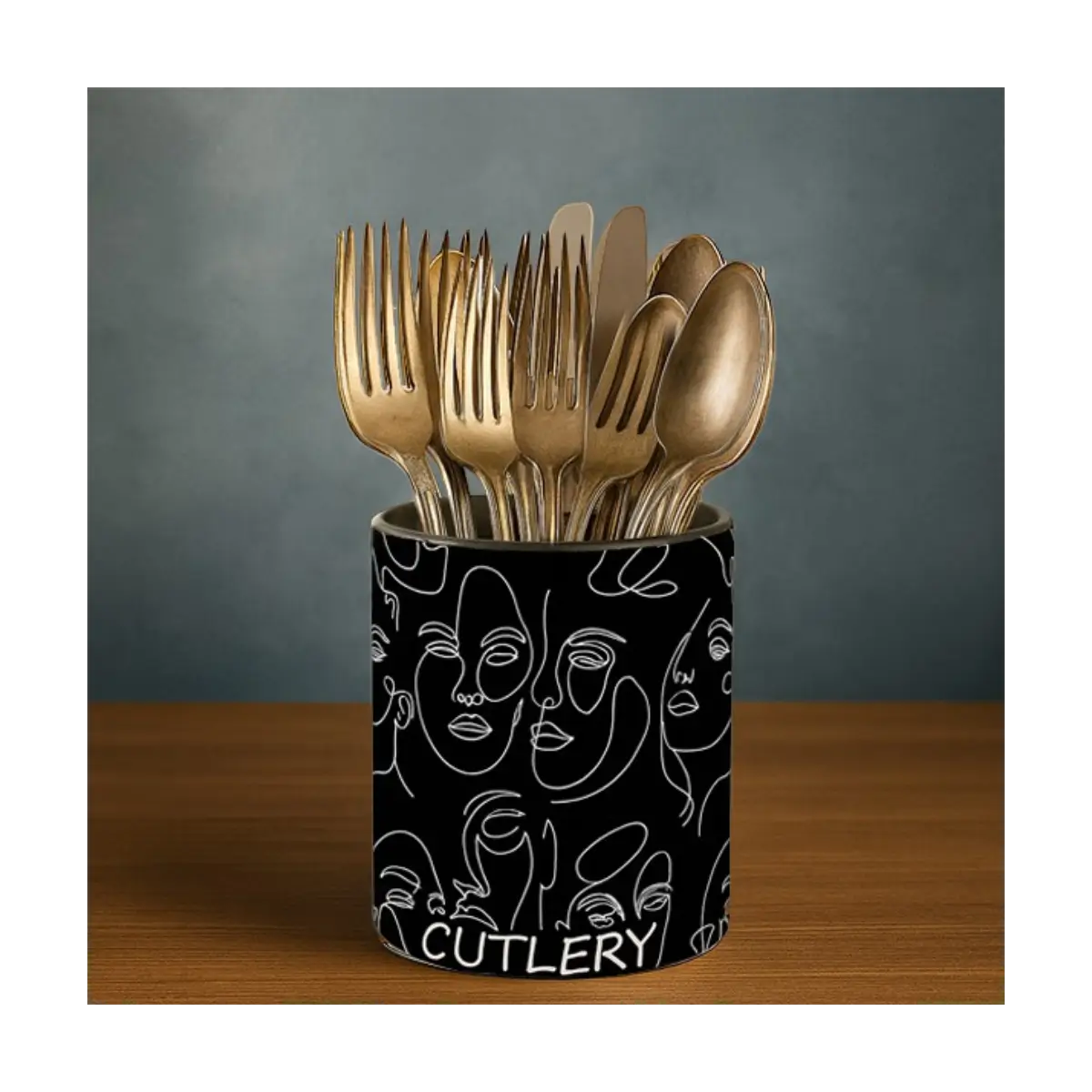 Kitchen cutlery organizer holder