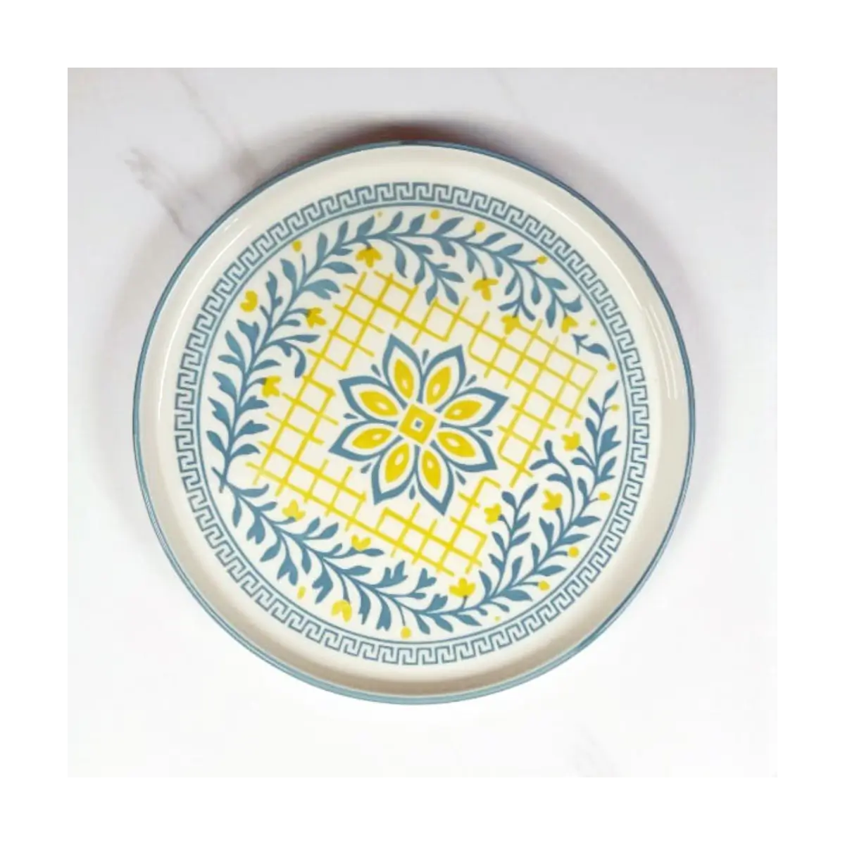 Stackable flat dinner plate