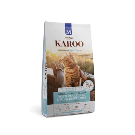 Montego Karoo Super Premium Metabolic Diet Sterilised Cat Food with Real Duck, Lamb & Brown Rice in a white and blue bag.