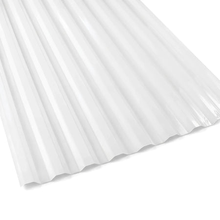 White corrugated polycarbonate sheet, viewed from an angle, showcasing its wavy texture for roofing or construction.