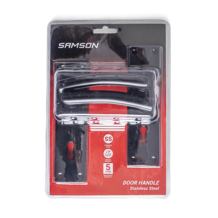 A Samson 6-inch Gaby matt black stainless steel door handle set, packaged in a clear blister pack, viewed straight-on.