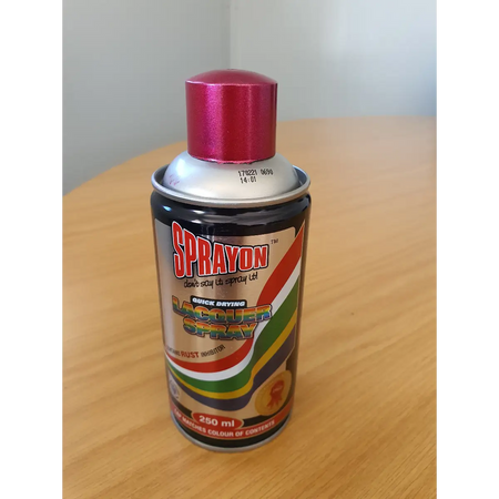 Metallic spray paint can