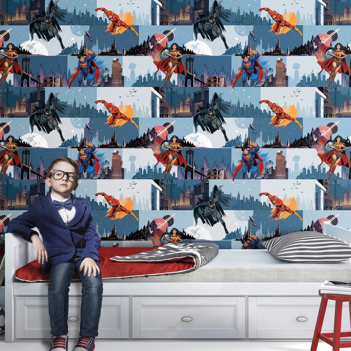 Superhero-themed Wallpaper Kidz 10M, blue and featuring comic book characters, installed in a child's bedroom.
